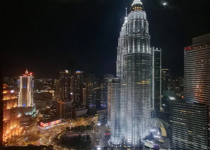 Sky Suites Klcc By Kl